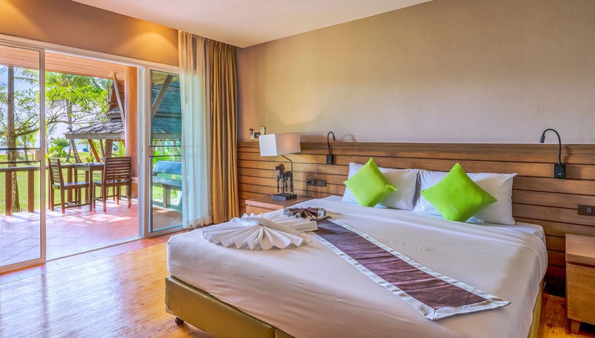 https://cnkhokhaobeachresort.asiawebhosting-10.com/images/accommodation/7/cnk_khokhao_WZB_6573.jpg